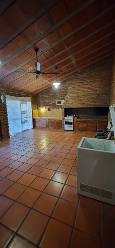 EN VENTA HERMOSA CASA ZONA SANTA LUCIA !