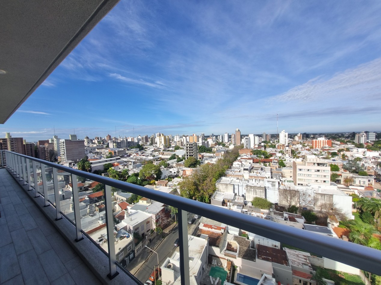 VENTA HERMOSO SEMI PISO DE 3 DORM ZONA PARQUE !!! 