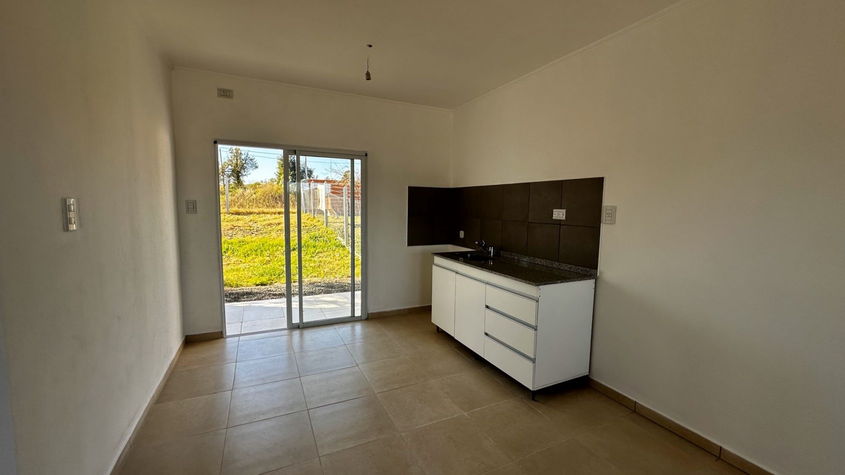 EN VENTA CASA 2 DORM - LOTEO LA RESERVA 