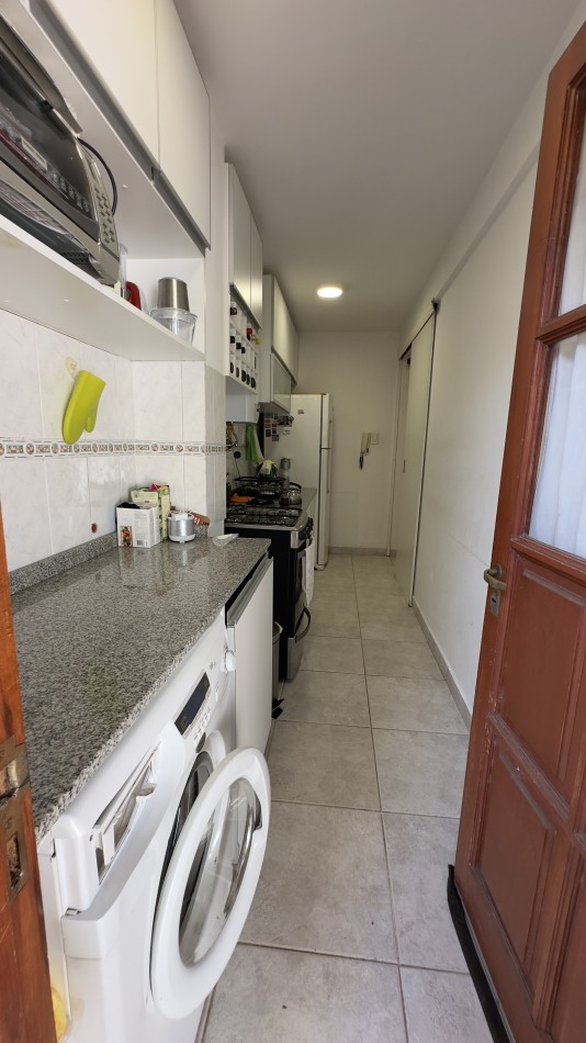 EN VENTA DPTO DE 1 DORM - ZONA PARQUE !!