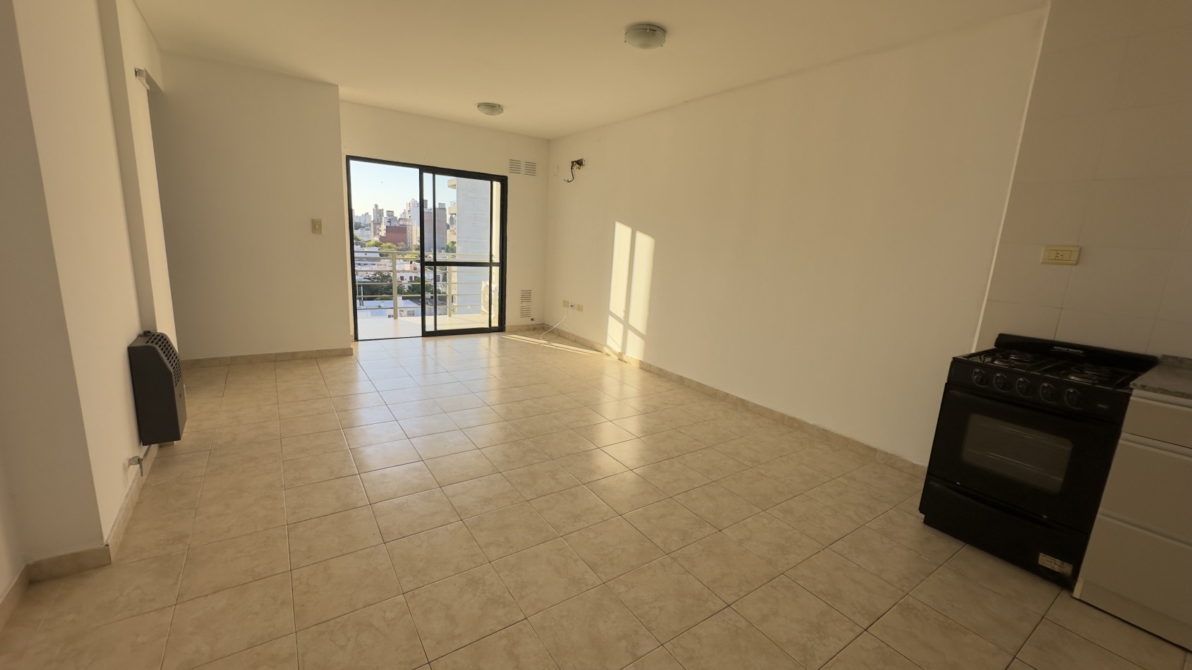 EN VENTA DPTO 1 DORM CON COCHERA / ZONA BOULEVARES !!!