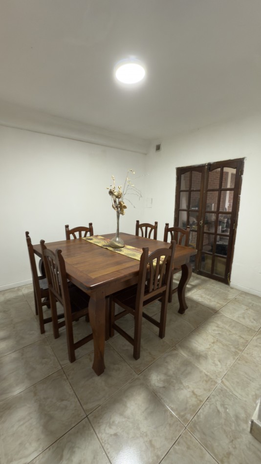 EN VENTA DUPLEX ZONA BLAS PARERA 