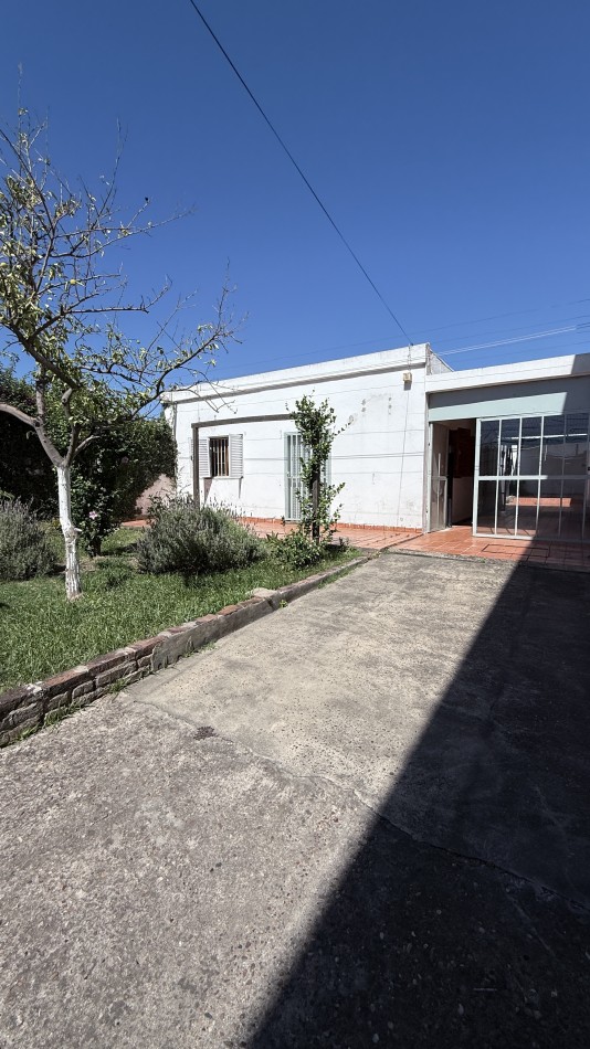 VENTA 2 CASAS (PH) JUNTAS - S/ AV. DE LAS AMERICAS !!!