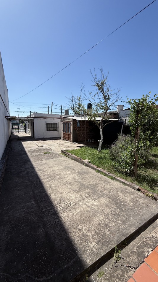 VENTA 2 CASAS (PH) JUNTAS - S/ AV. DE LAS AMERICAS !!!