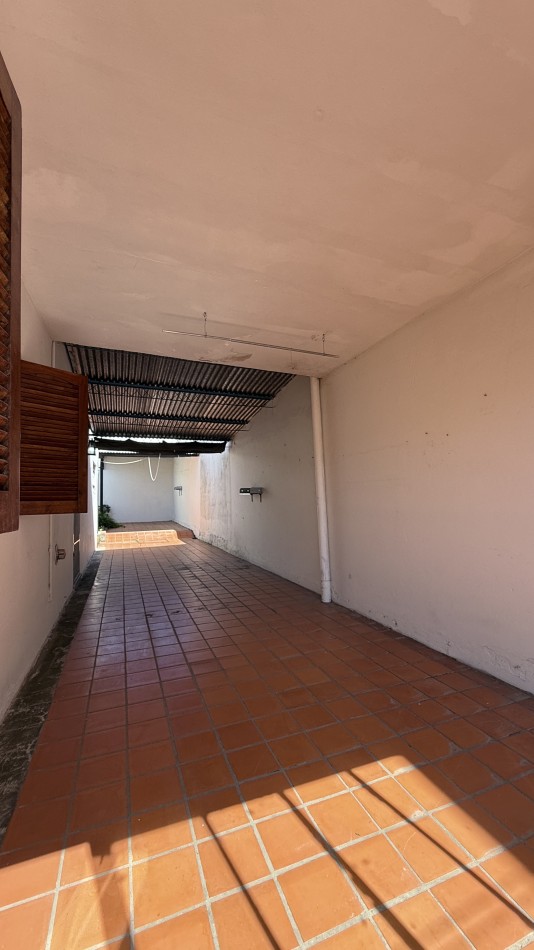 VENTA 2 CASAS (PH) JUNTAS - S/ AV. DE LAS AMERICAS !!!