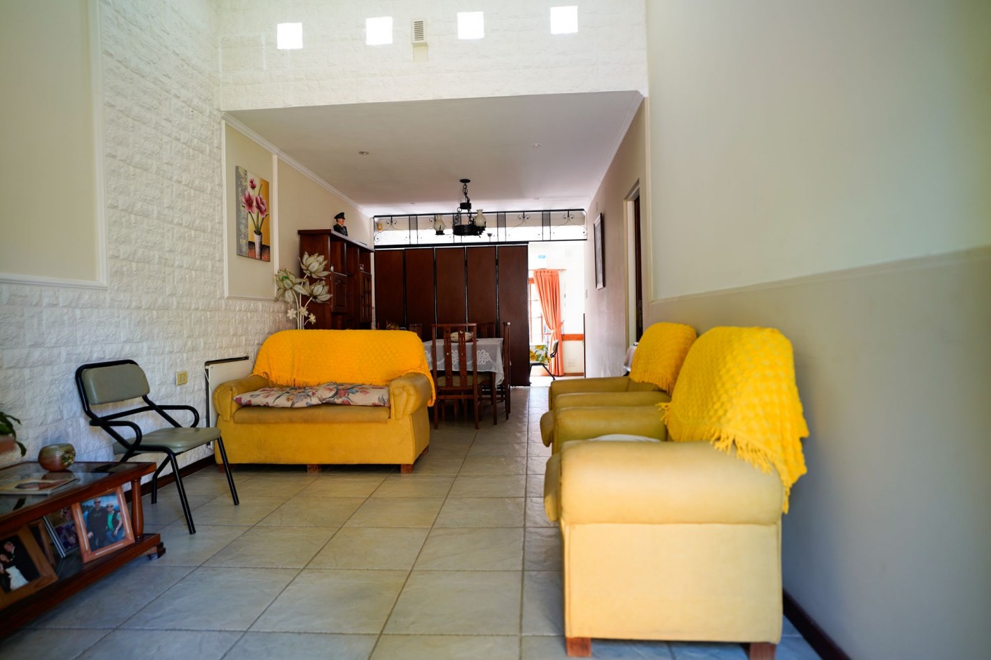 EN VENTA CASA DE 2 DORM - ZONA SUR !!! 