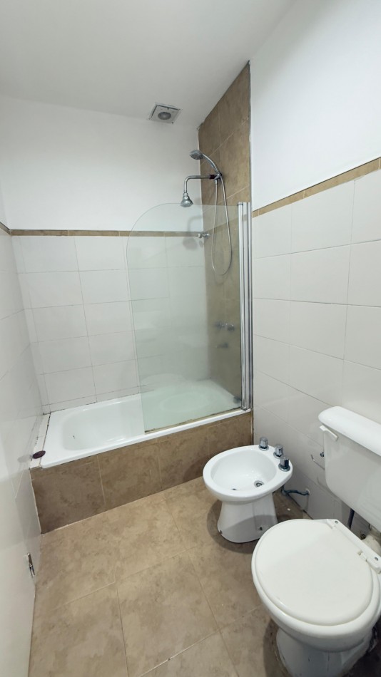 EN VENTA HERMOSO DUPLEX 3 DORM - ZONA SUR