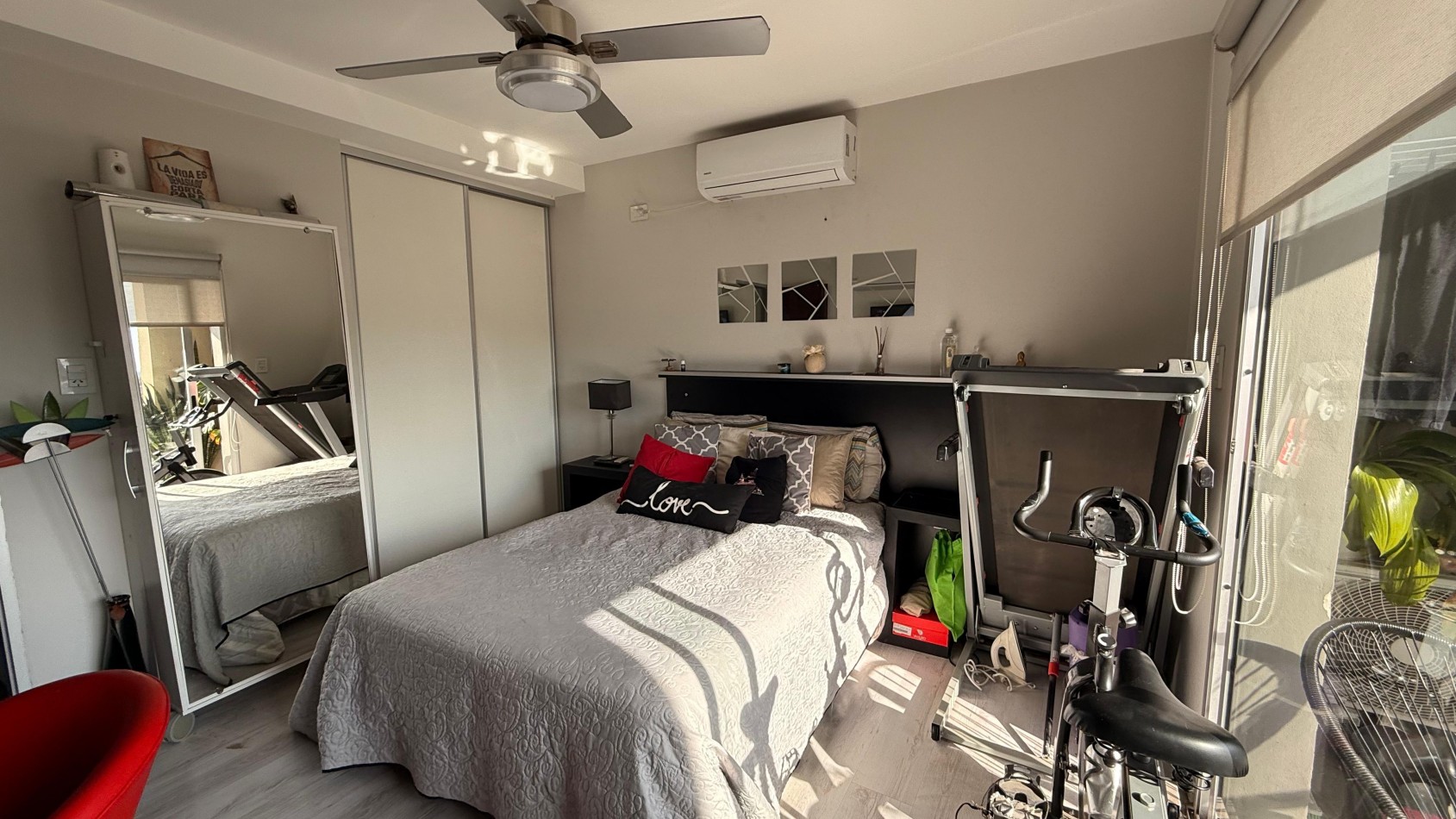 EN VENTA MODERNO DPTO 1 DORMIMTORIO - ZONA CENTRO