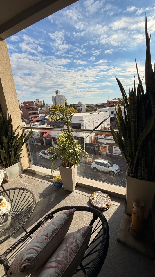 EN VENTA MODERNO DPTO 1 DORMIMTORIO - ZONA CENTRO