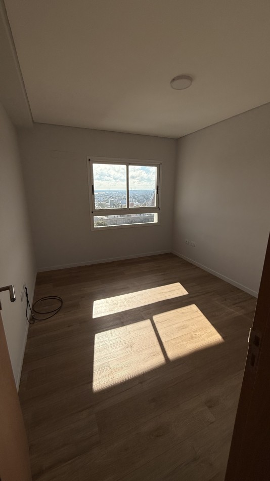VENTA DEPARTAMENTO DE CATEGORIA - 2 DORMITORIO - ZONA CENTRO!!!