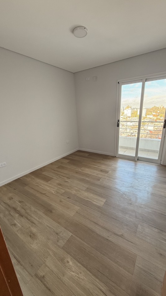 VENTA DEPARTAMENTO DE CATEGORIA - 2 DORMITORIO - ZONA CENTRO!!!