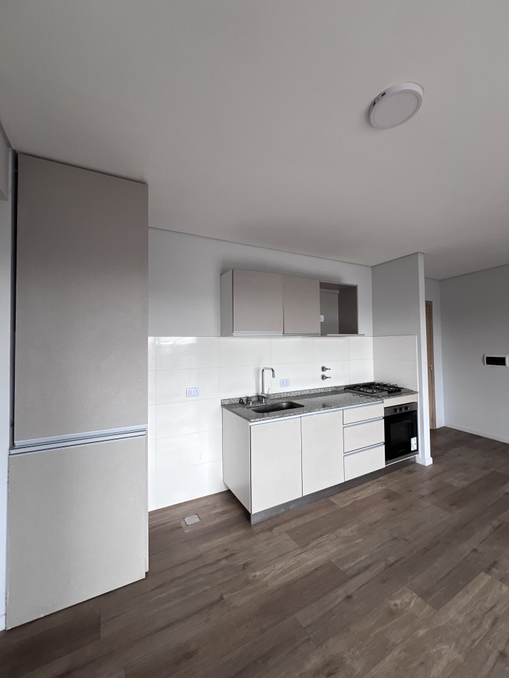 VENTA DEPARTAMENTO DE CATEGORIA - 2 DORMITORIO - ZONA CENTRO!!!