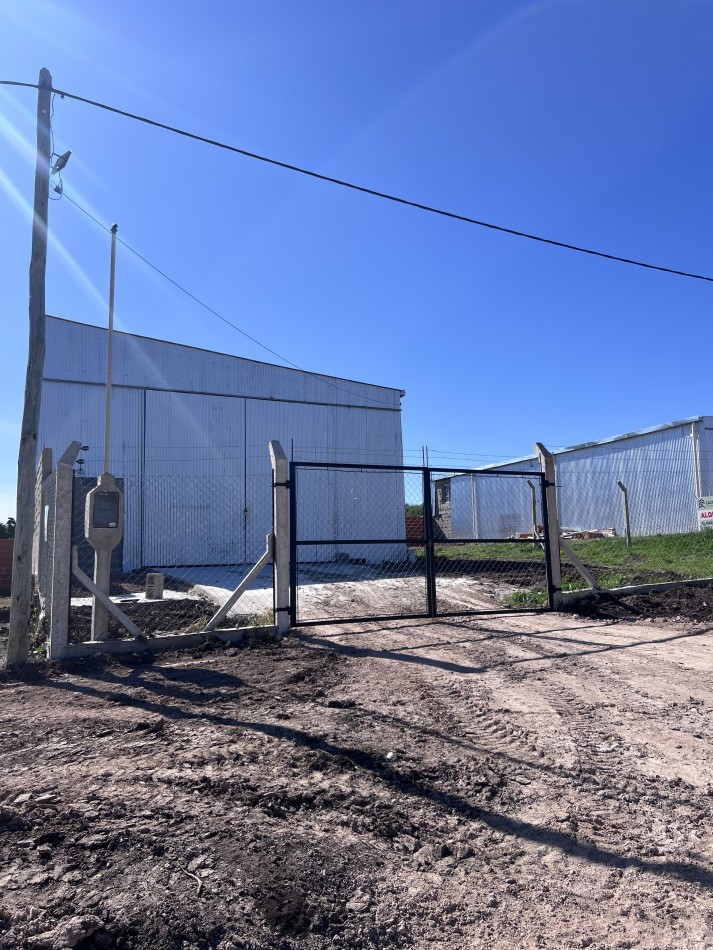 VENTA DE DOS GALPONES ZONA LEBENSOHN