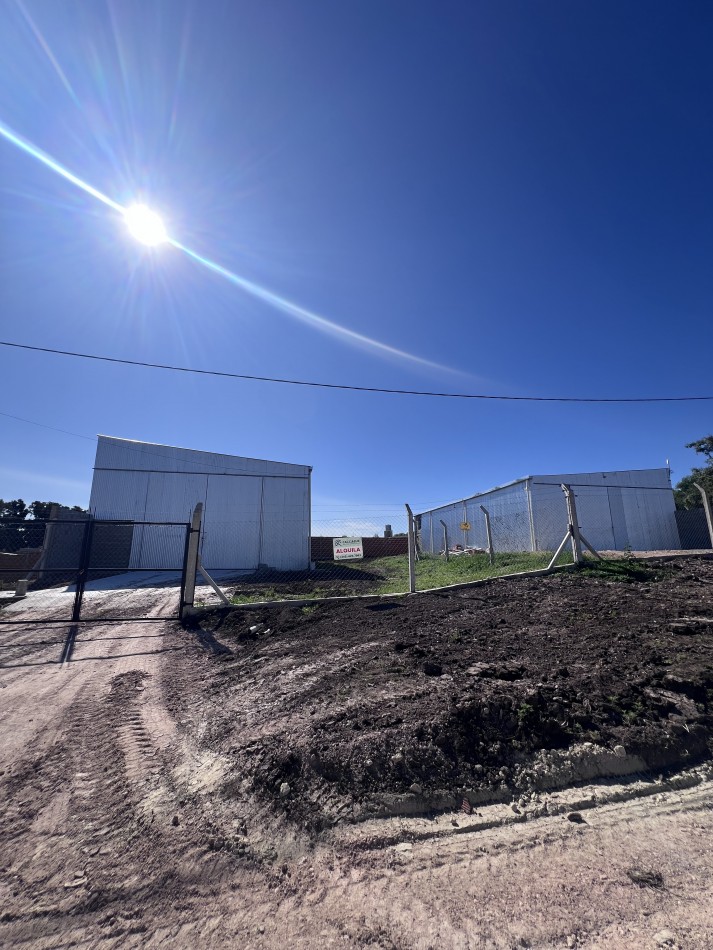 VENTA DE DOS GALPONES ZONA LEBENSOHN