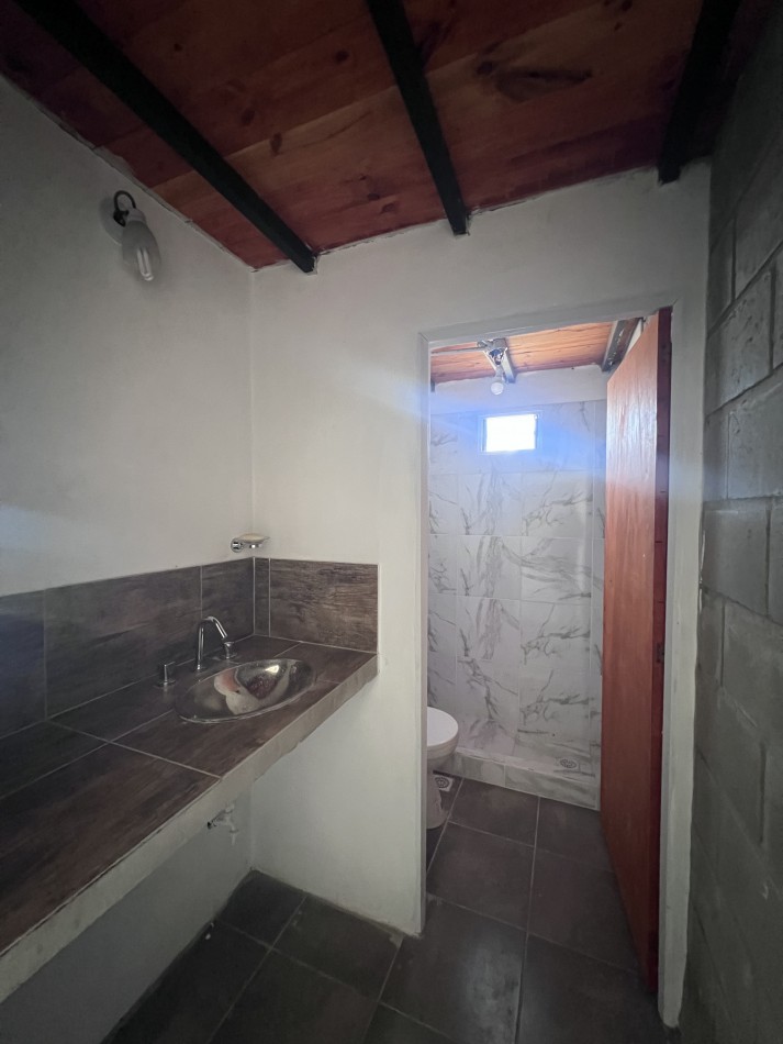 VENTA DE DOS GALPONES ZONA LEBENSOHN