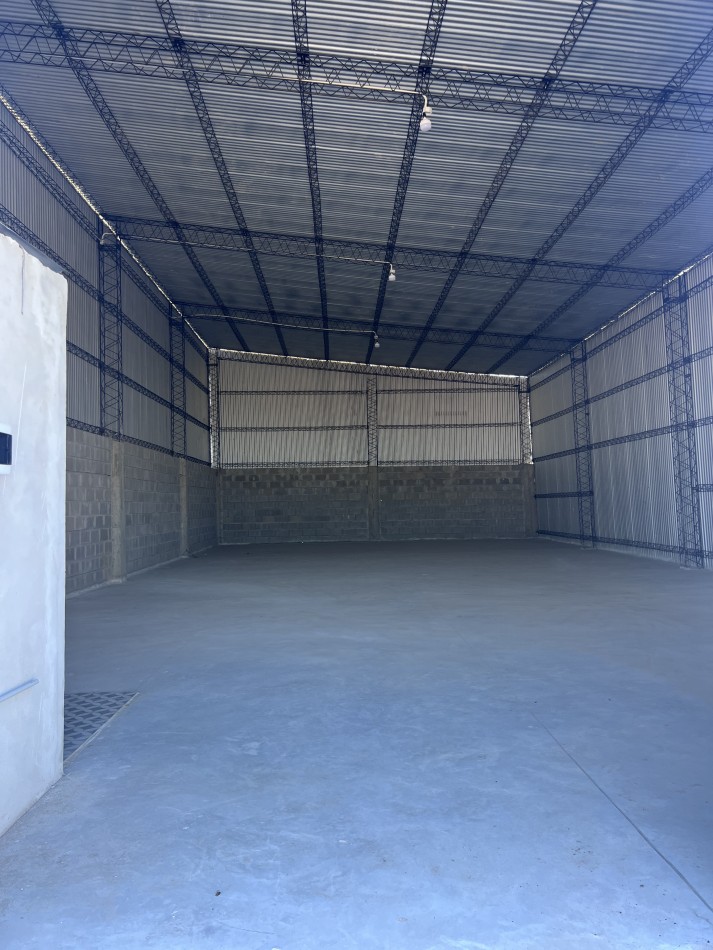 VENTA DE DOS GALPONES ZONA LEBENSOHN