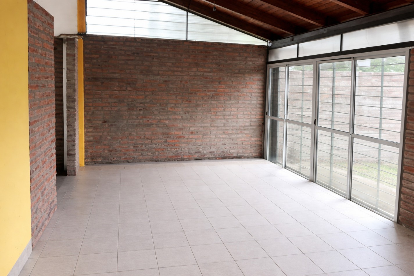 VENTA CASA QUINTA SOBRE JORGE NEWBERY!