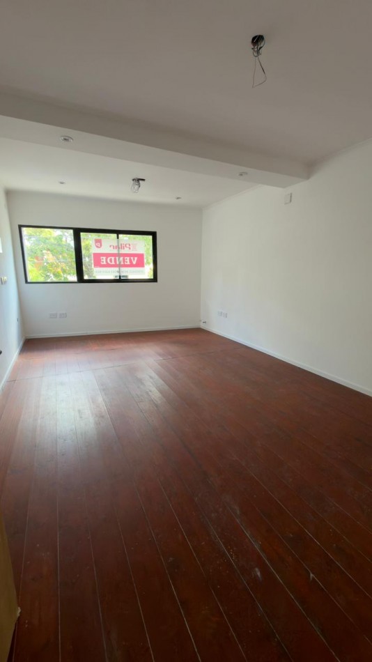 VENTA HERMOSA CASA 3 DORM ZONA PARQUE !!!