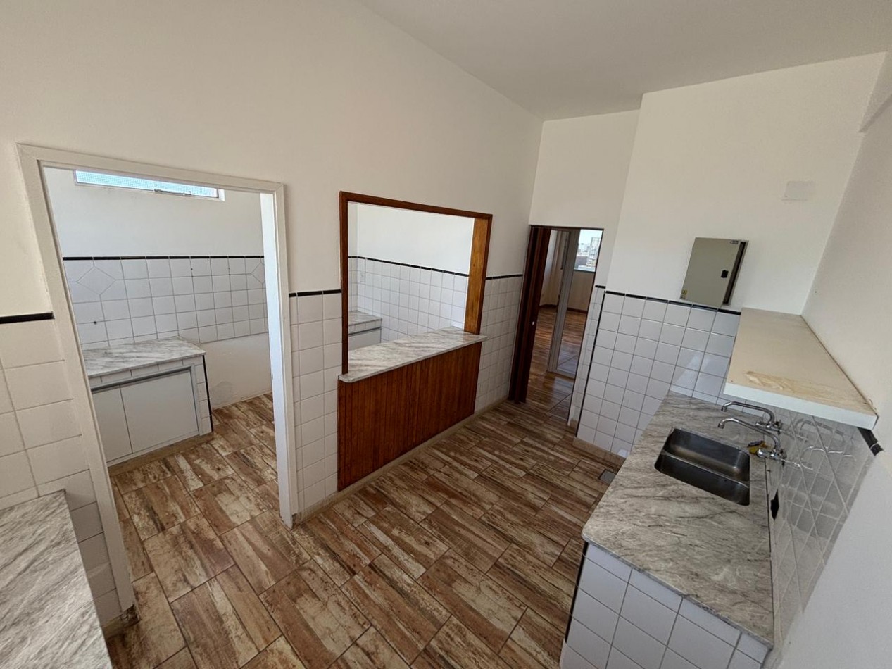 ALQUILER PISO DE OFICINAS CON VISTA AL RIO! 