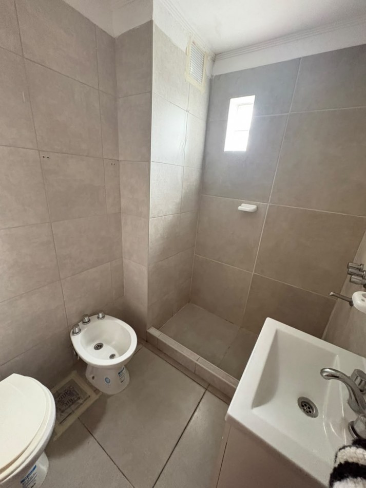EN VENTA DPTO 1 DORMITORIO - ZONA CENTRO