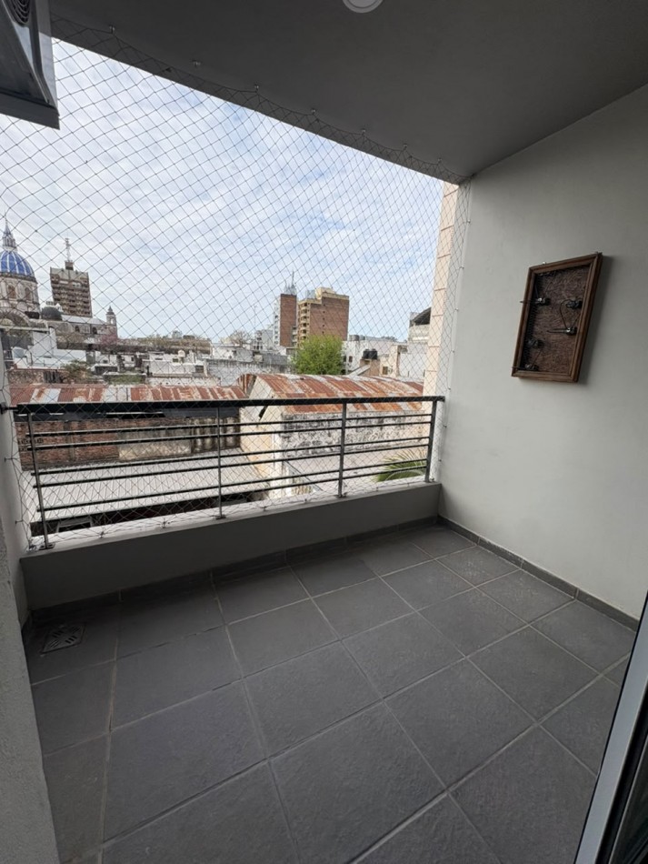 EN VENTA DPTO 1 DORMITORIO - ZONA CENTRO
