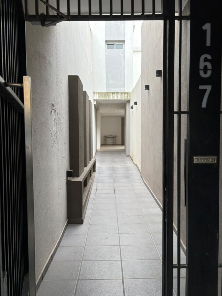EN VENTA DPTO 1 DORMITORIO - ZONA CENTRO