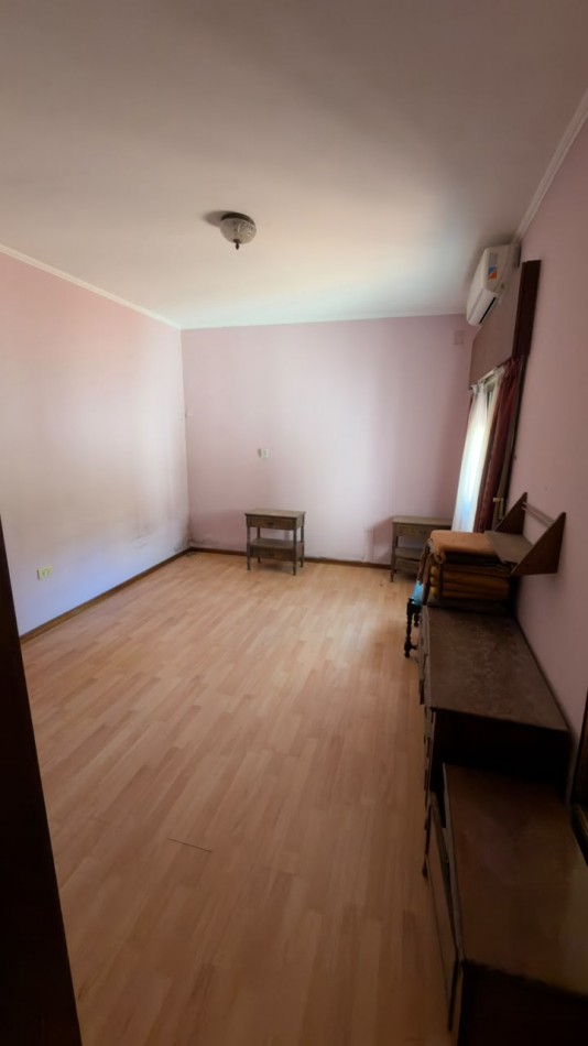 EN VENTA IMPORTANTE PROPIEDAD A REFACCIONAR - EXCELENTE UBICACION Y GRAN POTENCIAL
