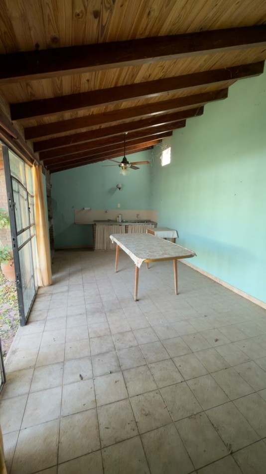 EN VENTA IMPORTANTE PROPIEDAD A REFACCIONAR - EXCELENTE UBICACION Y GRAN POTENCIAL