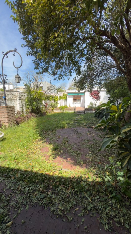 EN VENTA IMPORTANTE PROPIEDAD A REFACCIONAR - EXCELENTE UBICACION Y GRAN POTENCIAL