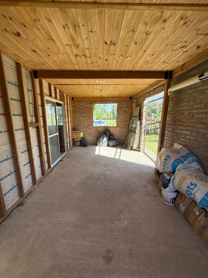EN VENTA CASA QUINTA A FINALIZAR - BARRIO LAS ACACIAS, COLONIA AVELLANEDA