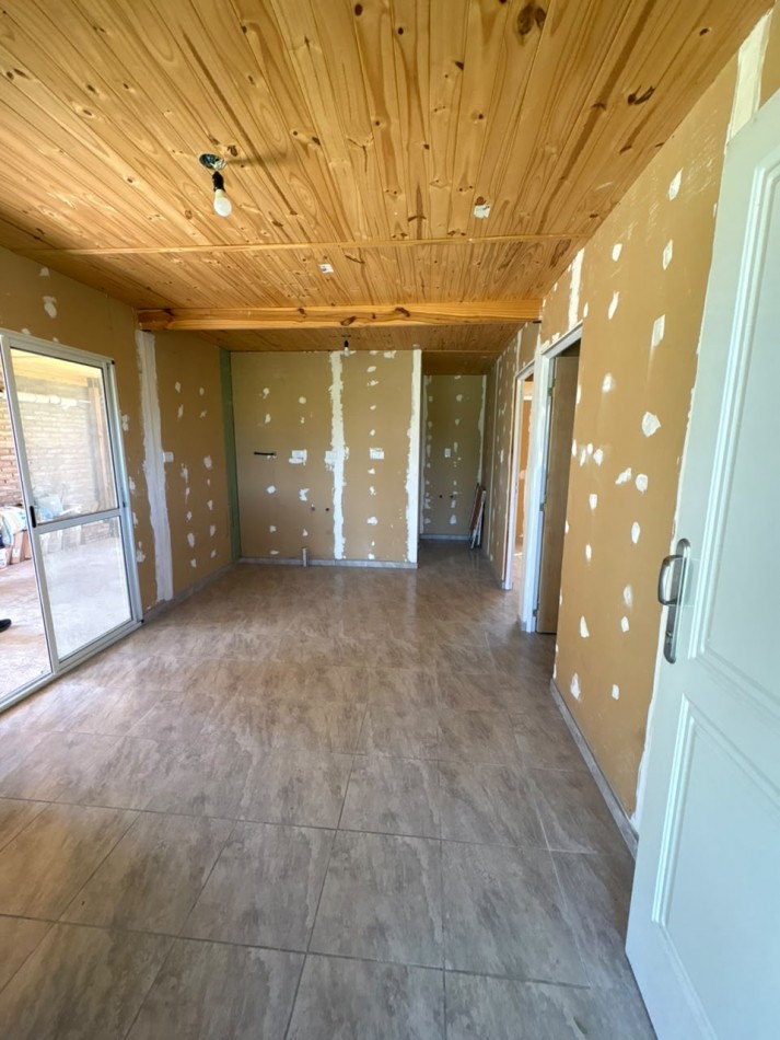 EN VENTA CASA QUINTA A FINALIZAR - BARRIO LAS ACACIAS, COLONIA AVELLANEDA