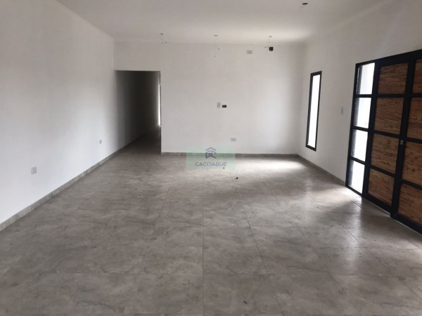 EN VENTA HERMOSA CASA QUINTA A ESTRENAR ! 