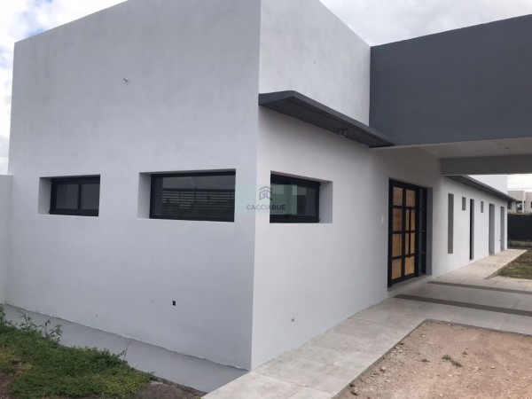 EN VENTA HERMOSA CASA QUINTA A ESTRENAR ! 