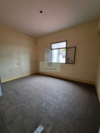 VENTA CASA A REFACCIONAR SOBRE CALLE ALEM !!! 