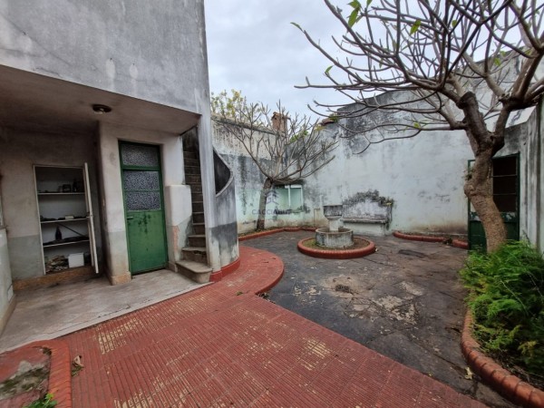 VENTA CASA A REFACCIONAR SOBRE CALLE ALEM !!! 