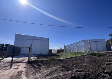VENTA DE DOS GALPONES ZONA LEBENSOHN