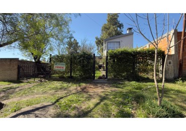 EN VENTA DUPLEX + DEPARTAMENTO - EXCELENTE ZONA ORO VERDE