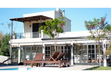 EN VENTA LUJOSA CASA ZONA NORTE