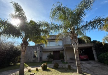 VENTA CASA 4 DORM - BARRIO SANTA CANDIDA !!! 