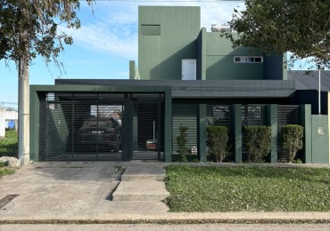 EN VENTA HERMOSA CASA EN BARRIO SOLVENCIA -SAN BENITO