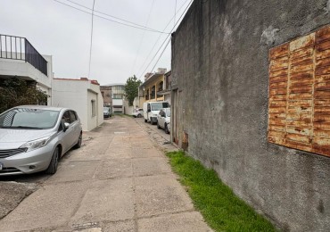 EN VENTA GALPONES -AMPLIOS- ZONA CLUB RECREATIVO