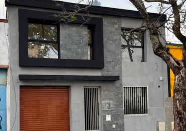 EN VENTA HERMOSA CASA EN ZONA 5 ESQUINA- LISTA PARA ESCRITURAR