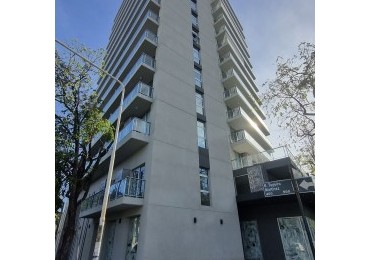 VENTA HERMOSO SEMI PISO DE 3 DORM ZONA PARQUE !!! 